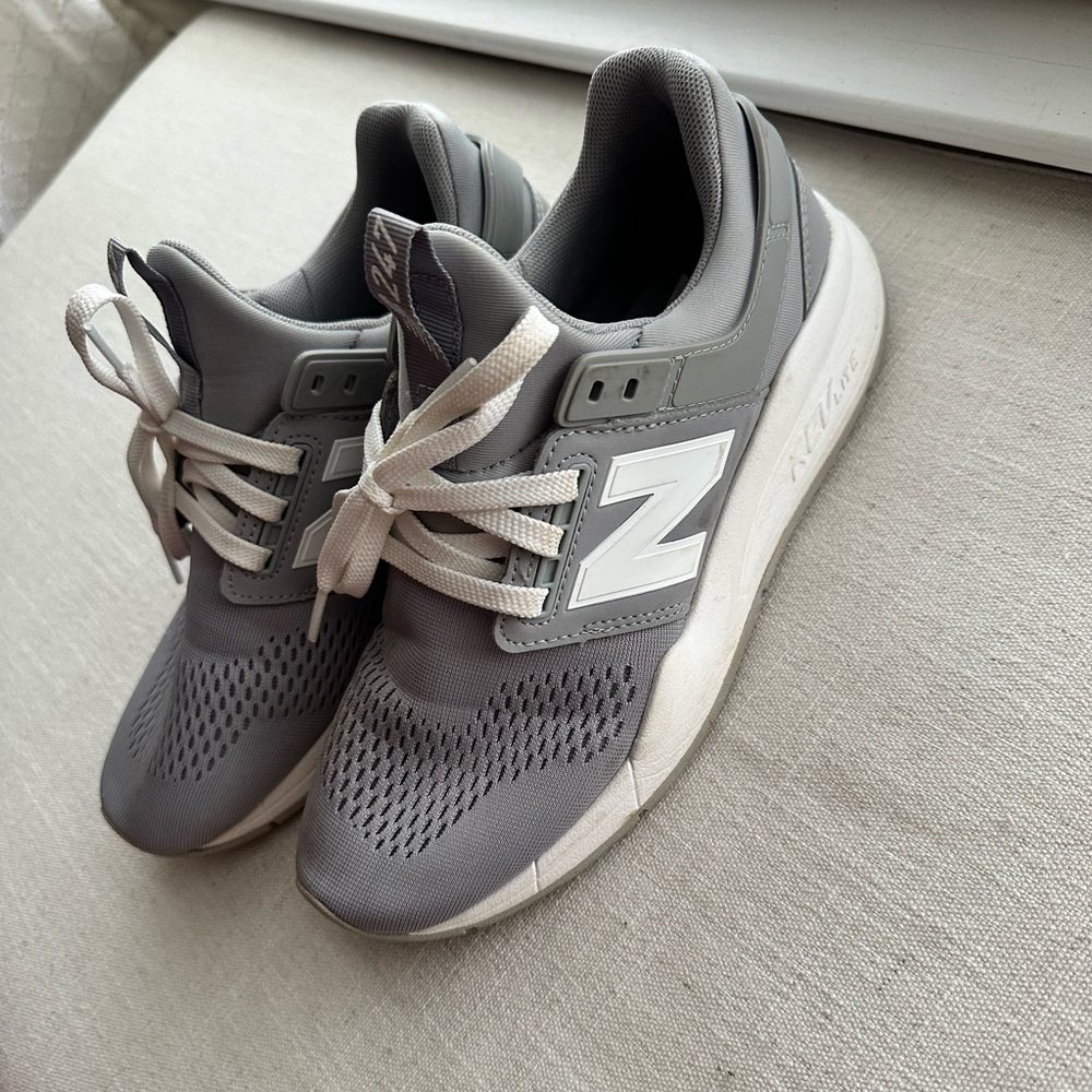 New Balance 247 Classic Grey